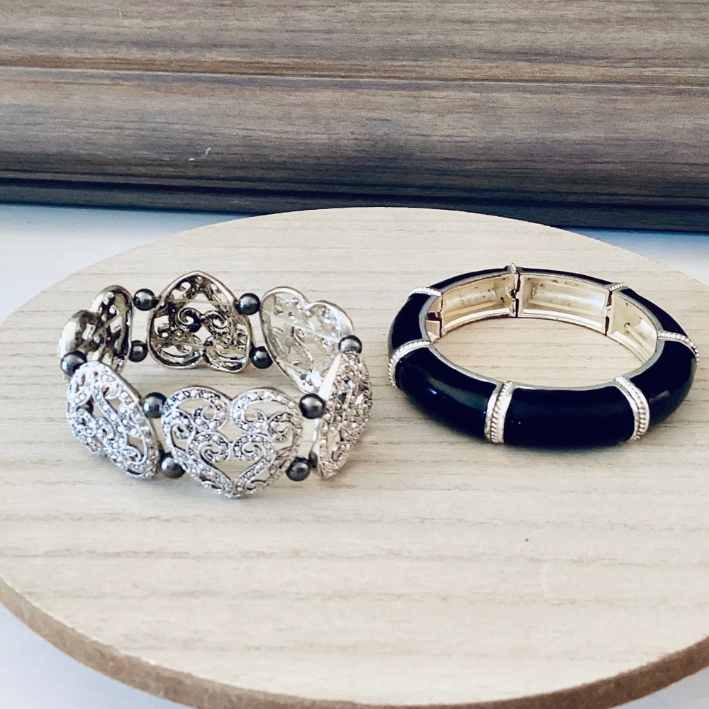 Fashion Jewlerly Bracelets Silvertone Filigree Hearts Pearl Black Bangle Stretch